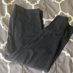 ANA Capri length leggings. Black. Size xl